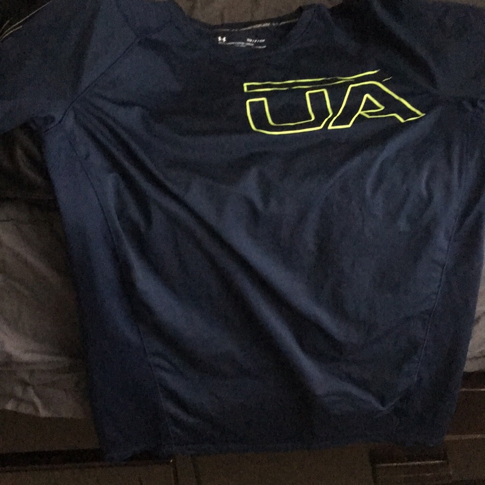Dry fit athletic shirt
